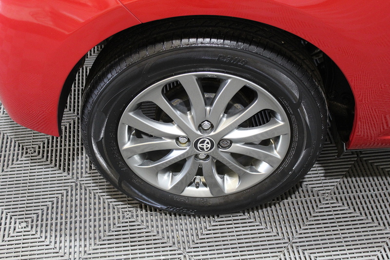 Toyota Yaris 1.33 Dual VVT-i Icon Hatchback 3dr Petrol Manual Euro 6 (99 ps) - U132