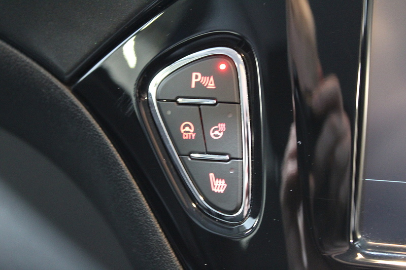 Vauxhall Corsa 1.4i ecoFLEX SE Hatchback 5dr Petrol Manual Euro 6 (90 ps) - U145