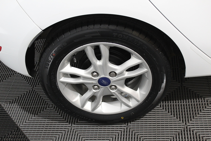 Ford Fiesta 1.25 Zetec Hatchback 5dr Petrol Manual Euro 6 (82 ps) - U152