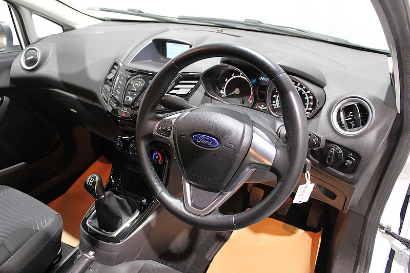 Ford Fiesta 1.25 Zetec Hatchback 5dr Petrol Manual Euro 6 (82 ps) - U152