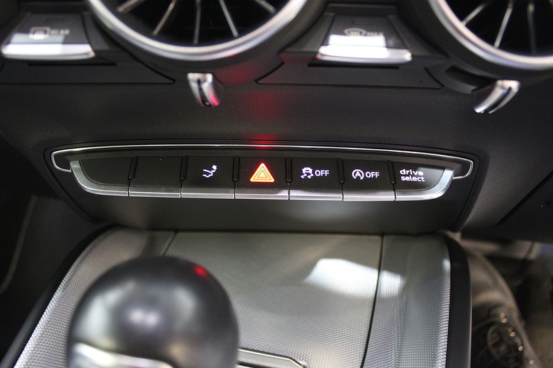 Audi TT 2.0 TFSI Sport Coupe 3dr Petrol S Tronic quattro Euro 6 (s/s) (230 ps) - U159