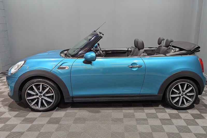 MINI Convertible 1.5 Cooper Convertible 2dr Petrol Manual Euro 6 (s/s) (136 ps) - U172