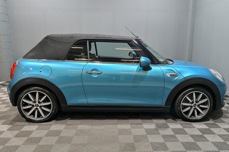 MINI Convertible 1.5 Cooper Convertible 2dr Petrol Manual Euro 6 (s/s) (136 ps) - U172