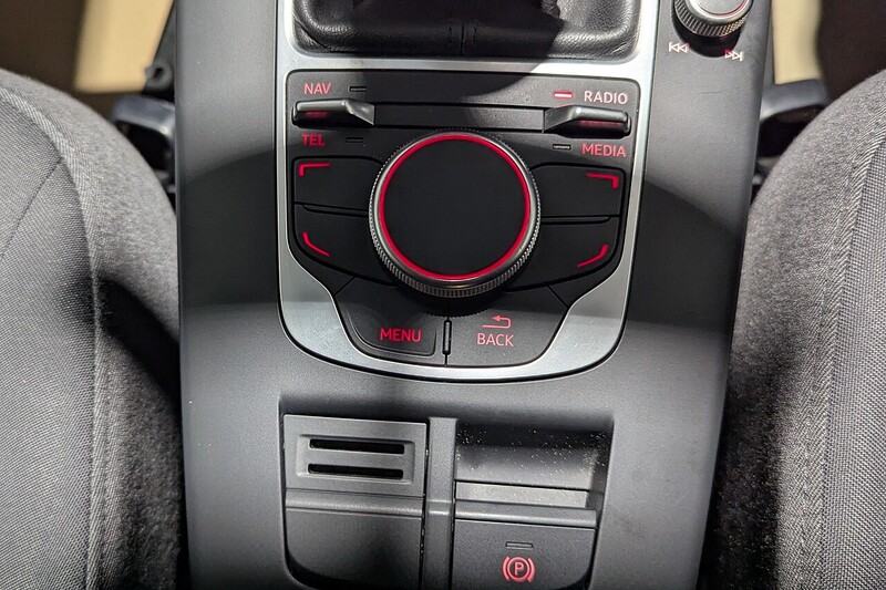 Audi A3 1.6 TDI SE Technik Sportback 5dr Diesel Manual Euro 6 (s/s) (110 ps) - U173