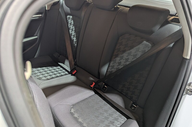 Audi A3 1.6 TDI SE Technik Sportback 5dr Diesel Manual Euro 6 (s/s) (110 ps) - U173