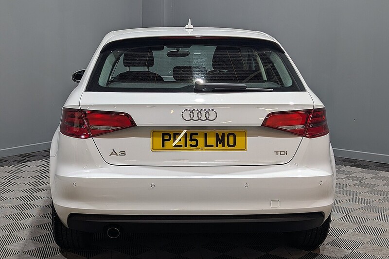 Audi A3 1.6 TDI SE Technik Sportback 5dr Diesel Manual Euro 6 (s/s) (110 ps) - U173