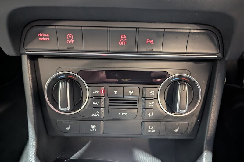 Audi Q3 2.0 TDI Black Edition SUV 5dr Diesel Manual quattro Euro 6 (s/s) (184 ps) - U174