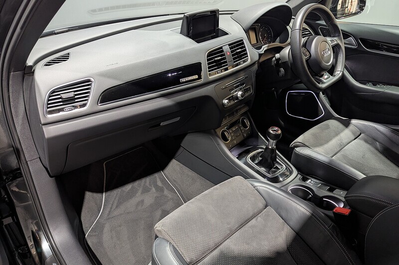Audi Q3 2.0 TDI Black Edition SUV 5dr Diesel Manual quattro Euro 6 (s/s) (184 ps) - U174