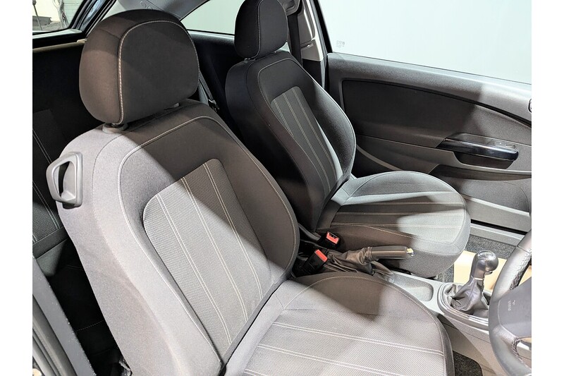 Vauxhall Corsa 1.2 16V Limited Edition Hatchback 3dr Petrol Manual Euro 5 (85 ps) - U175