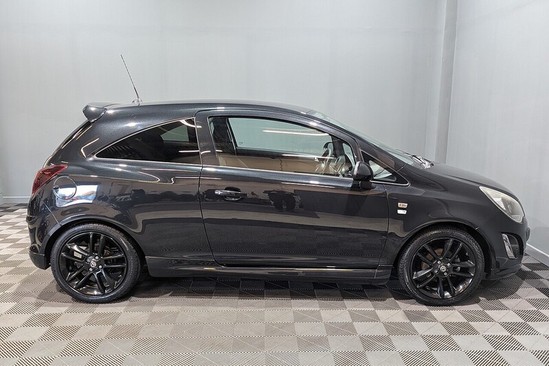 Vauxhall Corsa 1.2 16V Limited Edition Hatchback 3dr Petrol Manual Euro 5 (85 ps) - U175