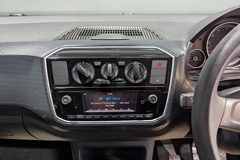 Volkswagen up! 1.0 Move up! Hatchback 3dr Petrol Manual Euro 6 (60 ps) - U180