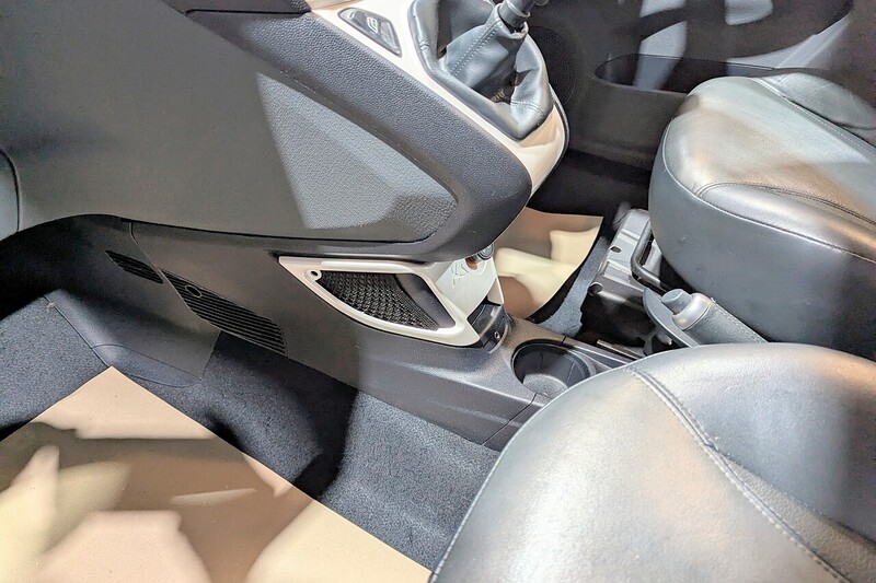 Ford Ka 1.2 Titanium Hatchback 3dr Petrol Manual Euro 5 (69 ps) - U183