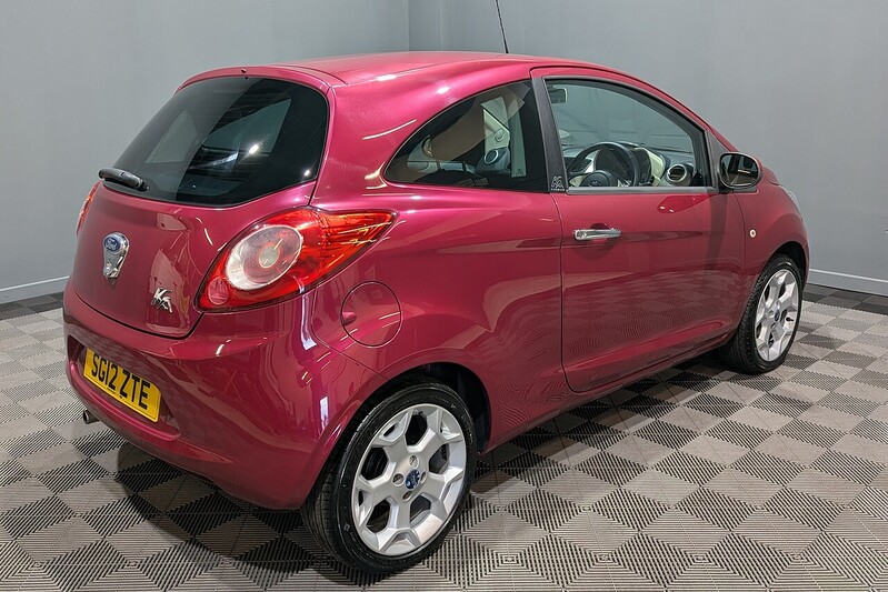 Ford Ka 1.2 Titanium Hatchback 3dr Petrol Manual Euro 5 (69 ps) - U183