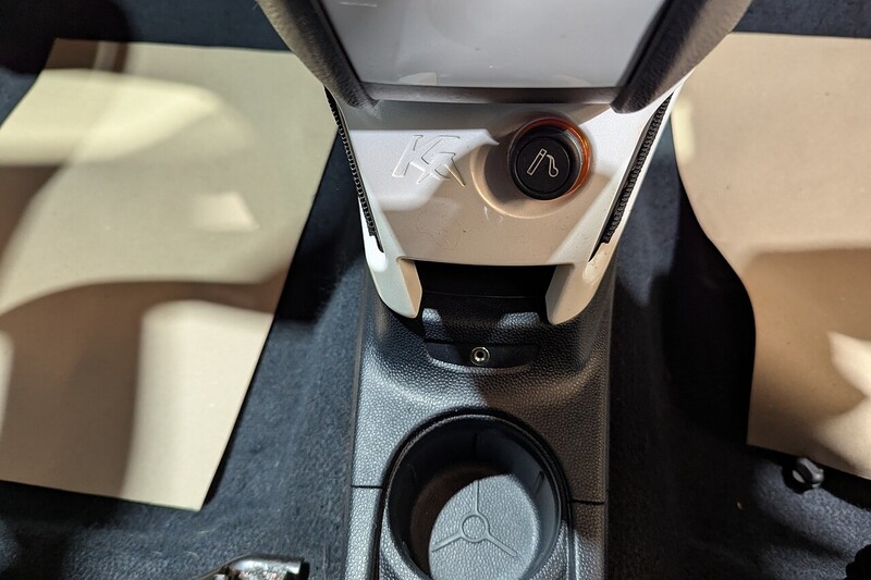 Ford Ka 1.2 Titanium Hatchback 3dr Petrol Manual Euro 5 (69 ps) - U183