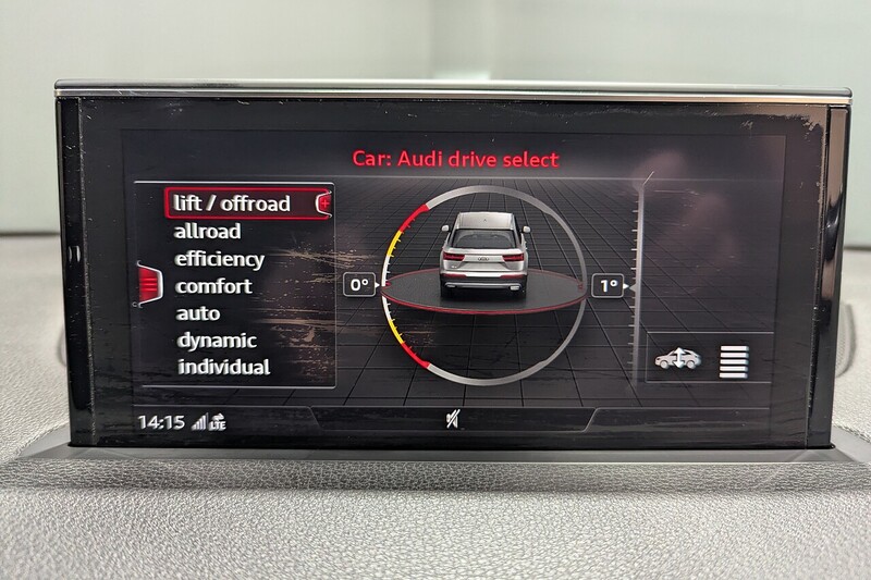 Audi Q7 3.0 TDI V6 Black Edition SUV 5dr Diesel Tiptronic quattro Euro 6 (s/s) (272 ps) - U186