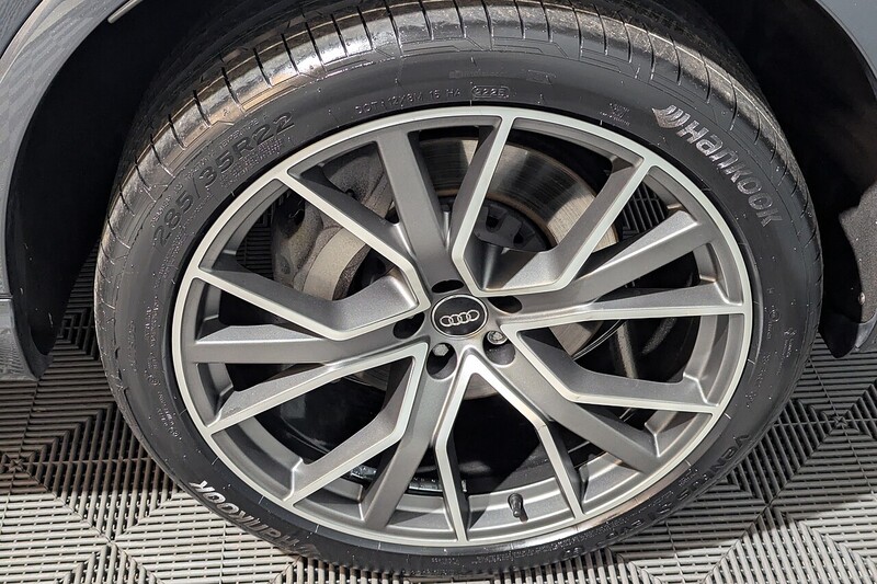 Audi Q7 3.0 TDI V6 Black Edition SUV 5dr Diesel Tiptronic quattro Euro 6 (s/s) (272 ps) - U186