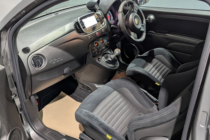 Abarth 595 1.4 T-Jet Competizione 70th Hatchback 3dr Petrol Manual Euro 6 (180 bhp) - U192