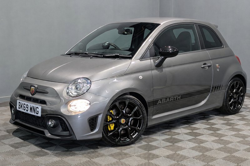 Abarth 595 1.4 T-Jet Competizione 70th Hatchback 3dr Petrol Manual Euro 6 (180 bhp) - U192