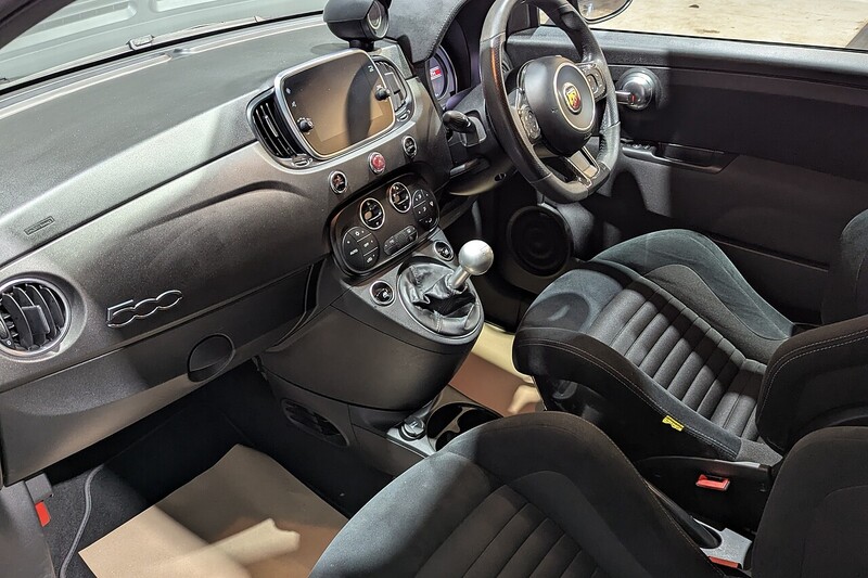 Abarth 595 1.4 T-Jet Competizione 70th Hatchback 3dr Petrol Manual Euro 6 (180 bhp) - U192