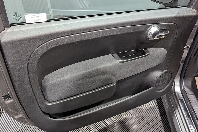 Abarth 595 1.4 T-Jet Competizione 70th Hatchback 3dr Petrol Manual Euro 6 (180 bhp) - U192