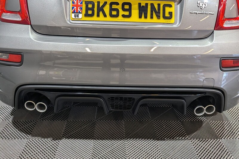 Abarth 595 1.4 T-Jet Competizione 70th Hatchback 3dr Petrol Manual Euro 6 (180 bhp) - U192