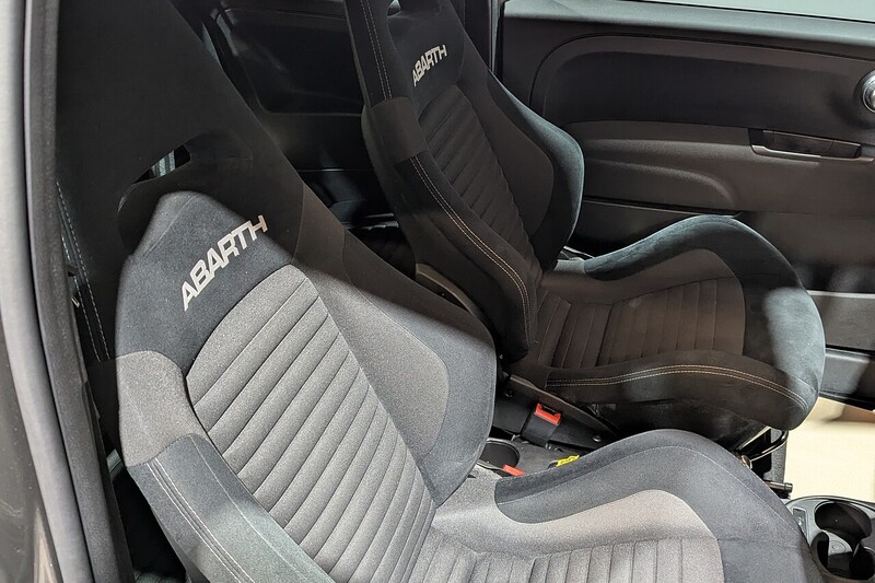 Abarth 595 1.4 T-Jet Competizione 70th Hatchback 3dr Petrol Manual Euro 6 (180 bhp) - U192