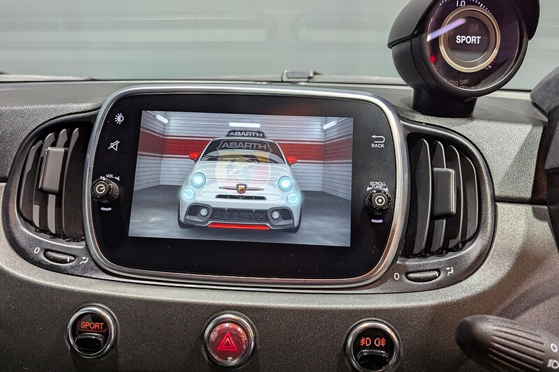 Abarth 595 1.4 T-Jet Competizione 70th Hatchback 3dr Petrol Manual Euro 6 (180 bhp) - U192