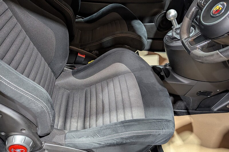 Abarth 595 1.4 T-Jet Competizione 70th Hatchback 3dr Petrol Manual Euro 6 (180 bhp) - U192