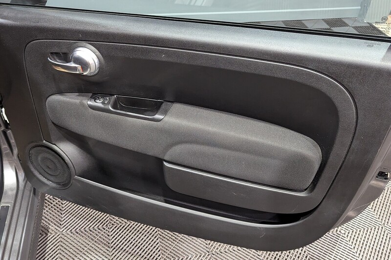 Abarth 595 1.4 T-Jet Competizione 70th Hatchback 3dr Petrol Manual Euro 6 (180 bhp) - U192