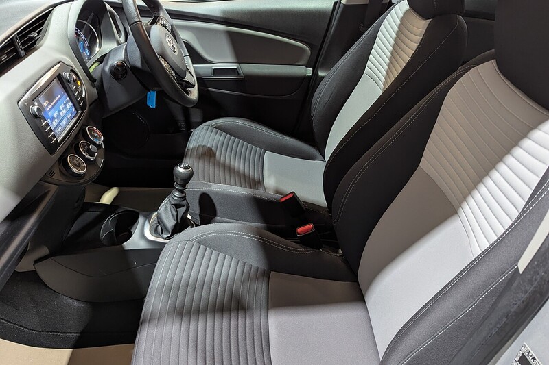 Toyota Yaris 1.5 VVT-i Icon Hatchback 5dr Petrol Manual Euro 6 (111 ps) - U194