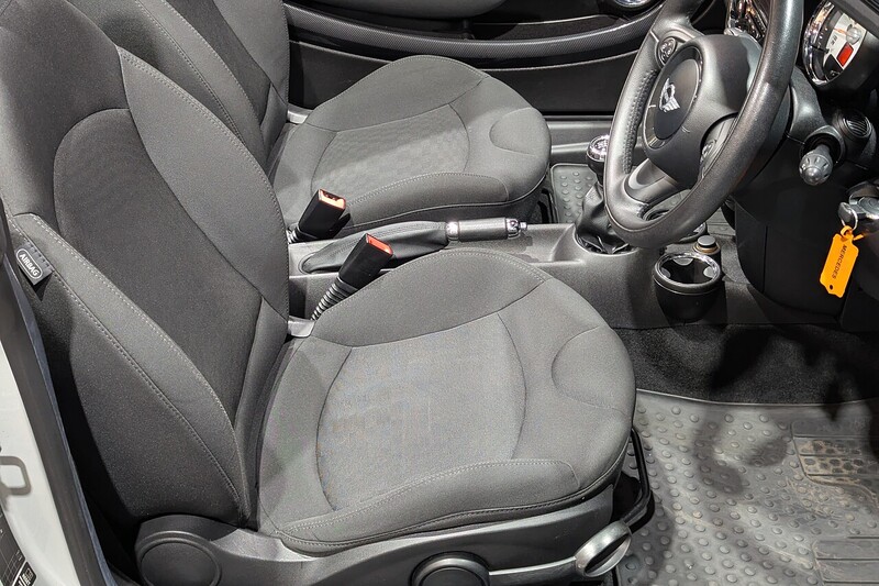 MINI Roadster 1.6 Cooper S Convertible 2dr Petrol Manual Euro 5 (s/s) (184 ps) - U198