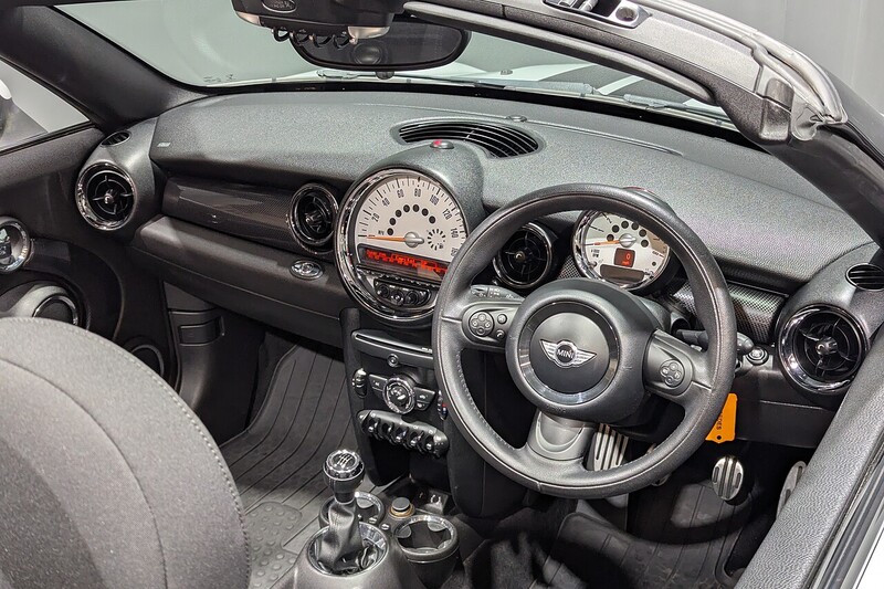 MINI Roadster 1.6 Cooper S Convertible 2dr Petrol Manual Euro 5 (s/s) (184 ps) - U198