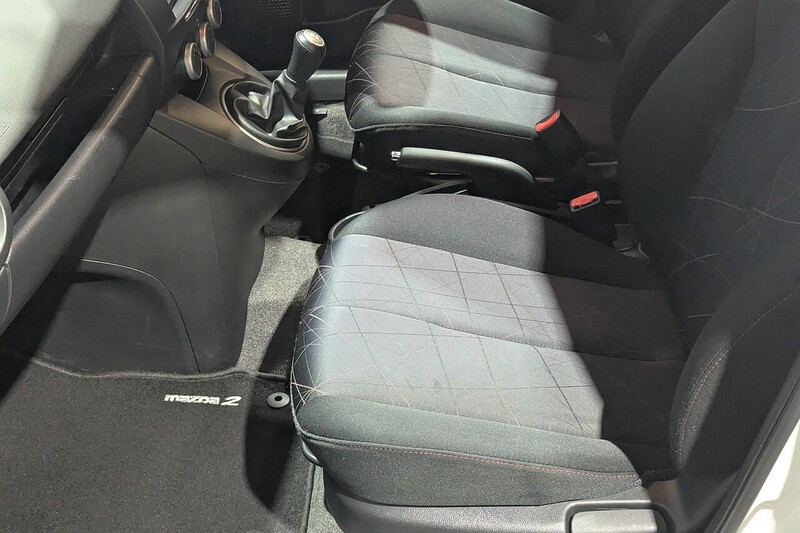 Mazda Mazda2 1.3 Venture Hatchback 5dr Petrol Manual Euro 5 (84 ps) - U199