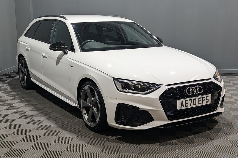 Audi A4 Avant 2.0 TFSI 40 Black Edition Estate 5dr Petrol S Tronic Euro 6 (s/s) (204 ps) - U202