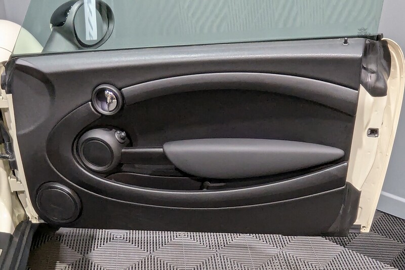 MINI Clubman 1.6 Cooper Estate 5dr Petrol Manual Euro 6 (s/s) (122 ps) - U205