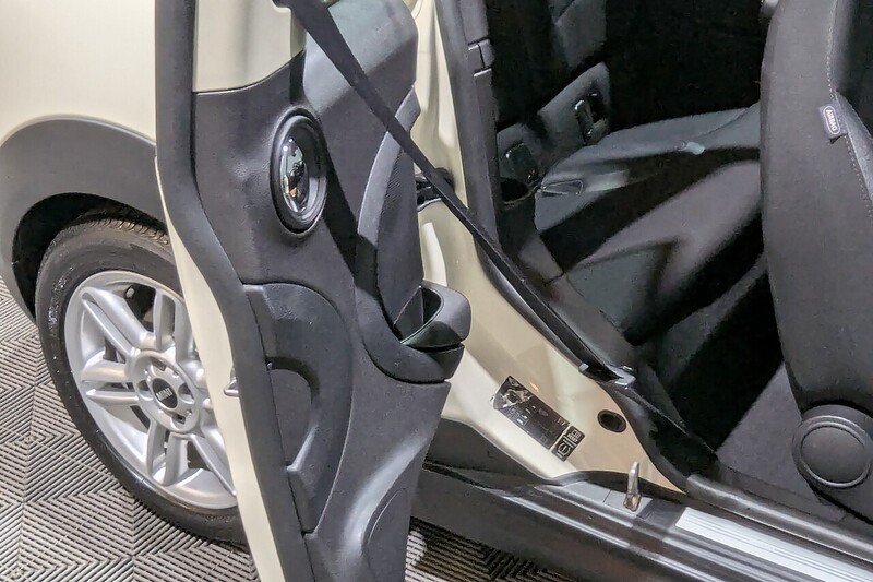 MINI Clubman 1.6 Cooper Estate 5dr Petrol Manual Euro 6 (s/s) (122 ps) - U205