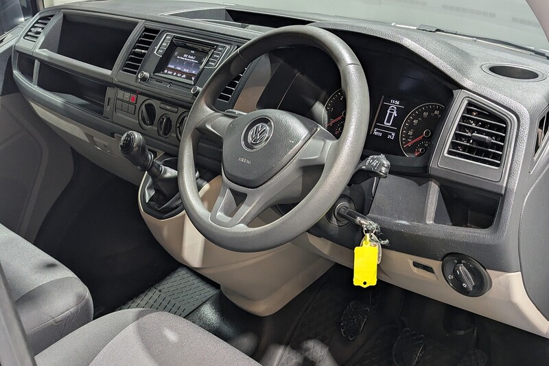 Volkswagen Transporter 2.0 TDI T28 BlueMotion Tech Startline Panel Van 5dr Diesel Manual FWD SWB Euro 6 (s/s) (102 ps) - U206