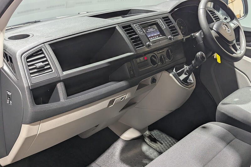 Volkswagen Transporter 2.0 TDI T28 BlueMotion Tech Startline Panel Van 5dr Diesel Manual FWD SWB Euro 6 (s/s) (102 ps) - U206