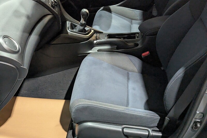 Honda Civic 1.8 i-VTEC S Tourer 5dr Petrol Manual Euro 5 (s/s) (142 ps) - U207