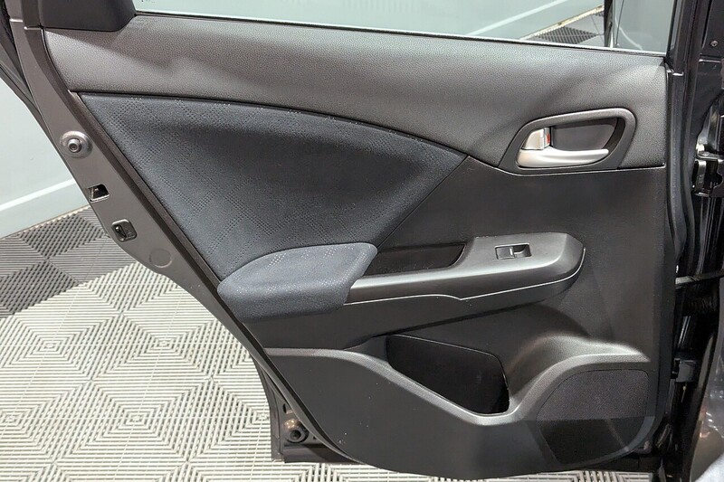 Honda Civic 1.8 i-VTEC S Tourer 5dr Petrol Manual Euro 5 (s/s) (142 ps) - U207