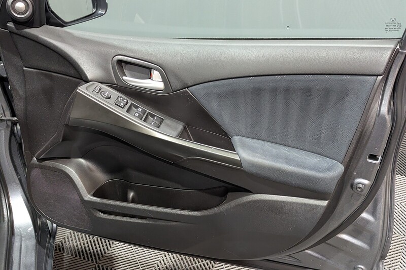 Honda Civic 1.8 i-VTEC S Tourer 5dr Petrol Manual Euro 5 (s/s) (142 ps) - U207