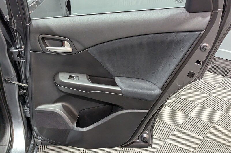 Honda Civic 1.8 i-VTEC S Tourer 5dr Petrol Manual Euro 5 (s/s) (142 ps) - U207