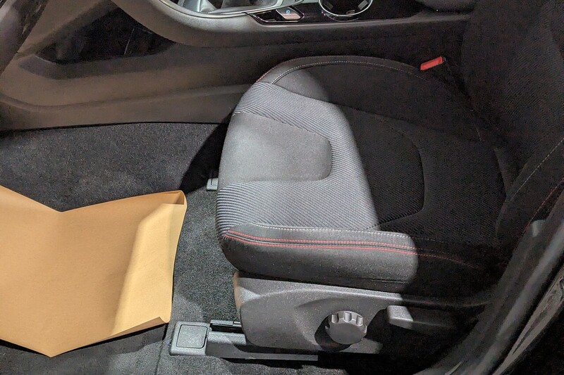 Ford Mondeo 2.0 TDCi ST-Line Hatchback 5dr Diesel Manual Euro 6 (s/s) (150 ps) - U211