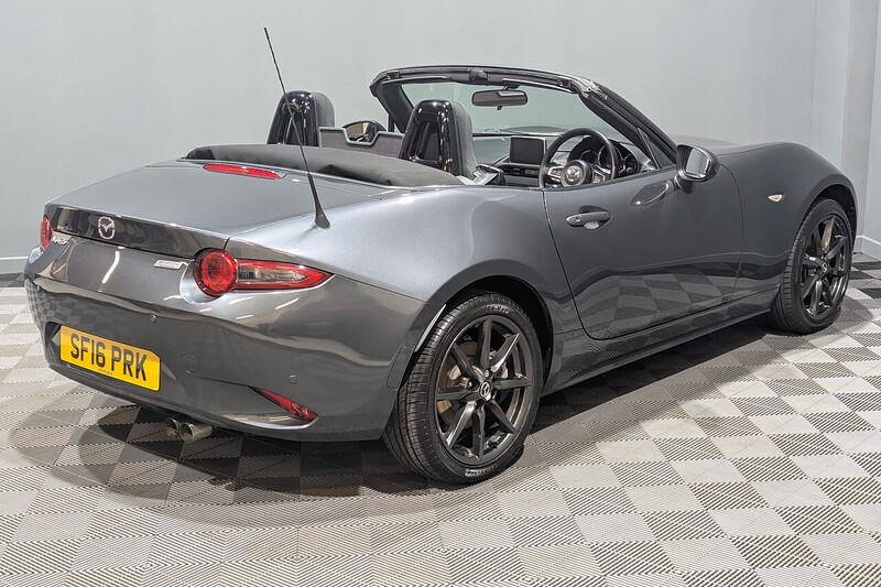 Mazda MX-5 2.0 SKYACTIV-G SE-L Convertible 2dr Petrol Manual Euro 6 (160 ps) - U212