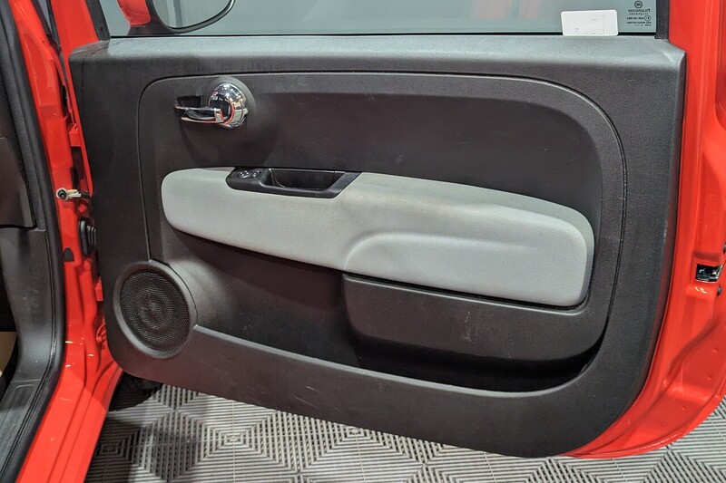 Fiat 500 1.0 MHEV Pop Hatchback 3dr Petrol Manual Euro 6 (s/s) (70 bhp) - U213