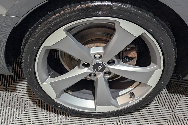 Audi A4 Avant 2.0 TDI 35 Black Edition Estate 5dr Diesel S Tronic Euro 6 (s/s) (163 ps) - U214