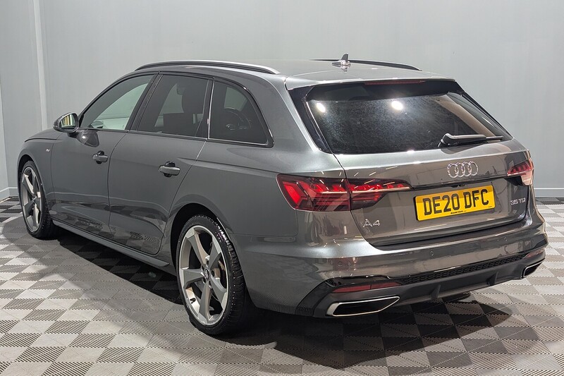 Audi A4 Avant 2.0 TDI 35 Black Edition Estate 5dr Diesel S Tronic Euro 6 (s/s) (163 ps) - U214