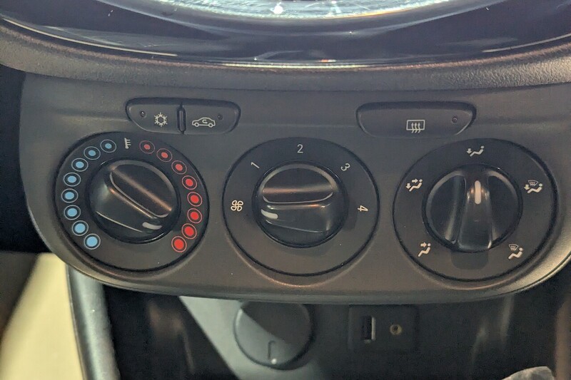 Vauxhall Corsa 1.4i ecoTEC Limited Edition Hatchback 5dr Petrol Manual Euro 6 (90 ps) - U217