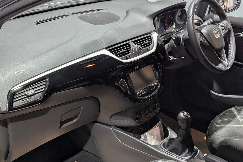 Vauxhall Corsa 1.4i ecoTEC Limited Edition Hatchback 5dr Petrol Manual Euro 6 (90 ps) - U217