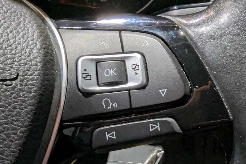 Volkswagen Golf SV 1.4 TSI BlueMotion Tech ACT GT MPV 5dr Petrol Manual Euro 6 (s/s) (150 ps) - U219